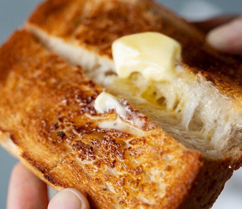bánh mì nướng bơ