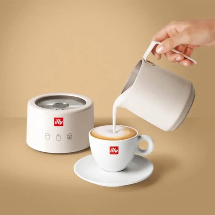 máy đánh bọt sữa illy